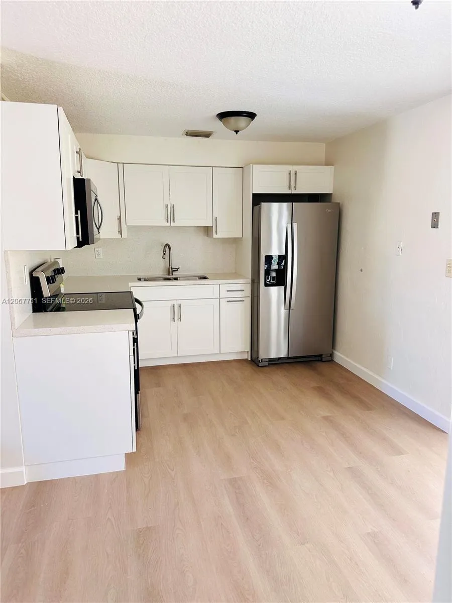 1921 SW 48th Ave Fort Lauderdale, FL 33317