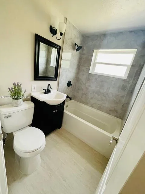 1921 SW 48th Ave Fort Lauderdale, FL 33317