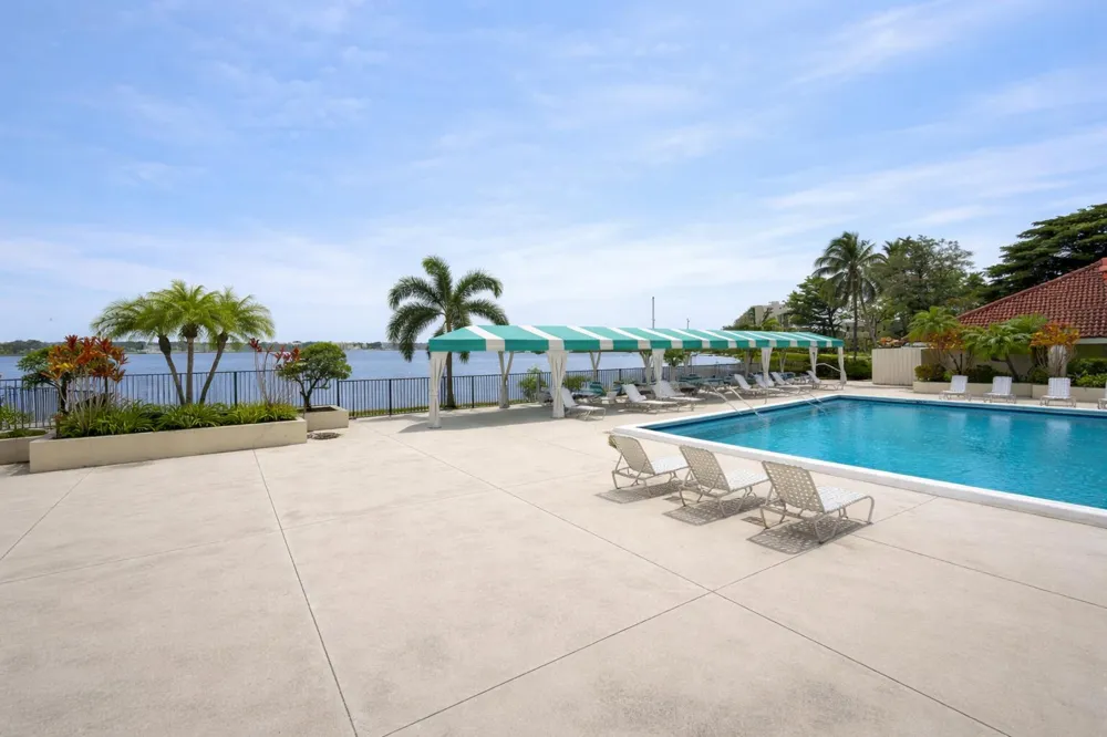 115 Lake Emerald Drive #210 Oakland Park, FL 33309