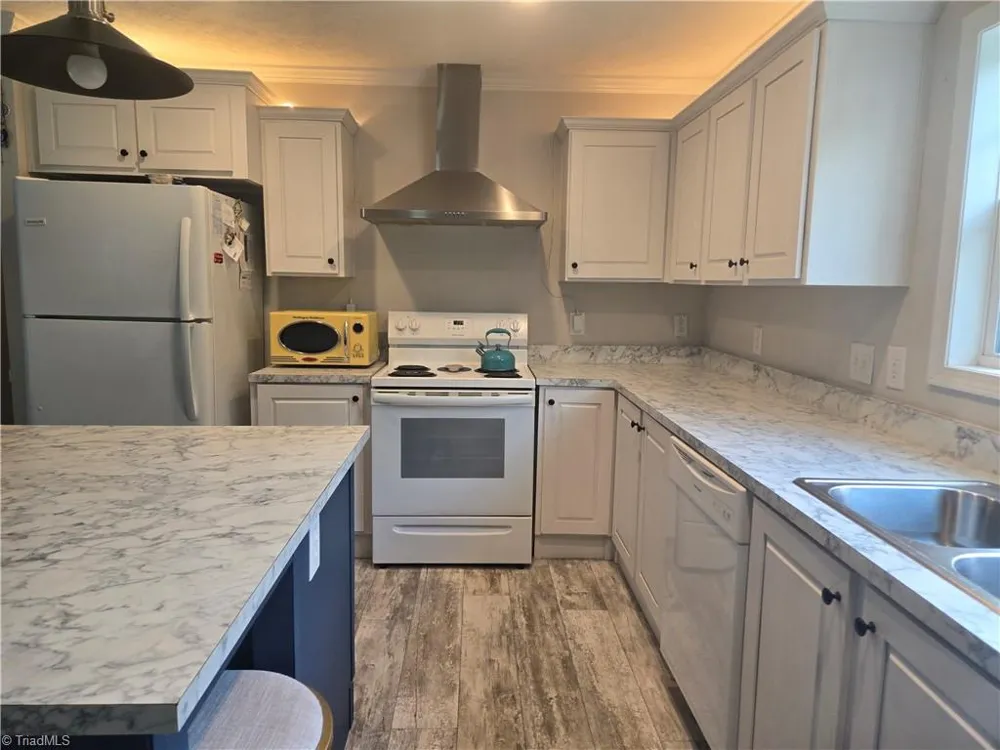 3431 US Highway 311 Madison, NC 27025