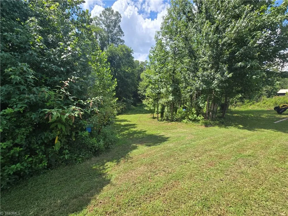 3431 US Highway 311 Madison, NC 27025