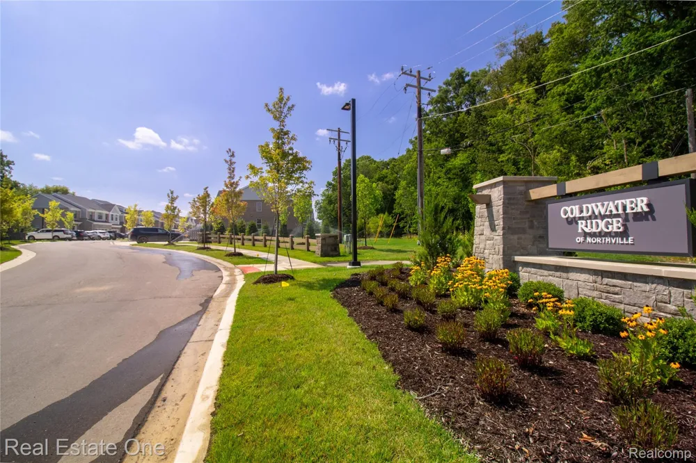 49530 Coldwater Ridge Drive Northville Township, MI 48168