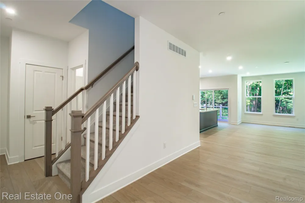 49530 Coldwater Ridge Drive Northville Township, MI 48168