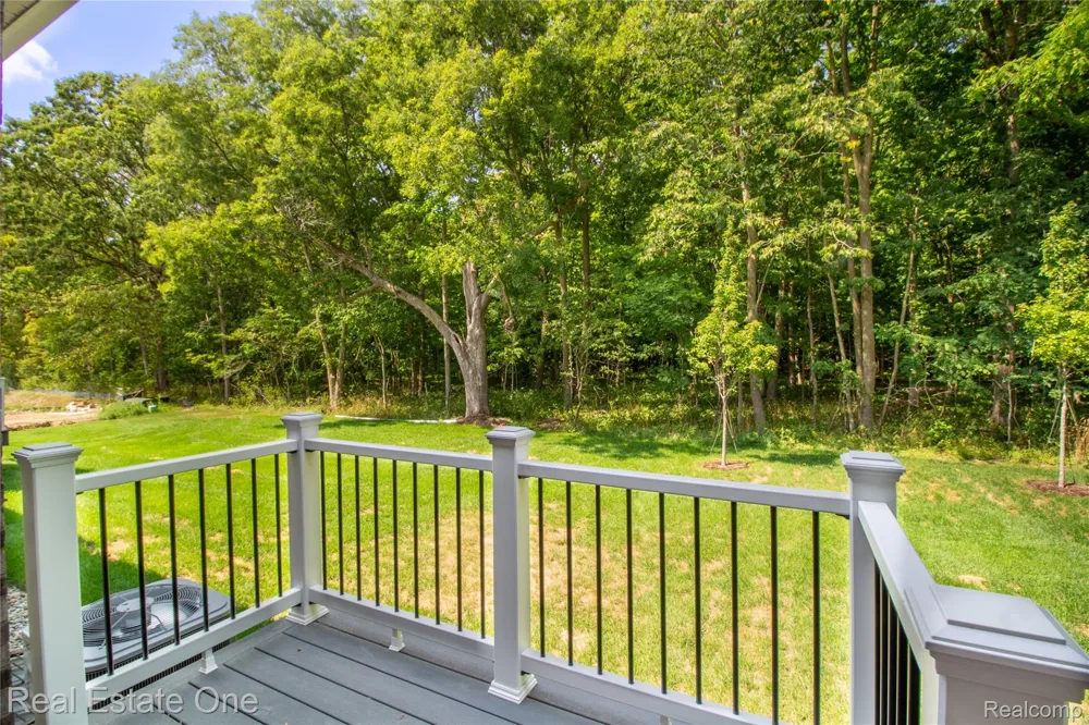 49530 Coldwater Ridge Drive Northville Township, MI 48168