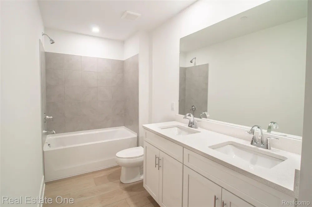 49530 Coldwater Ridge Drive Northville Township, MI 48168