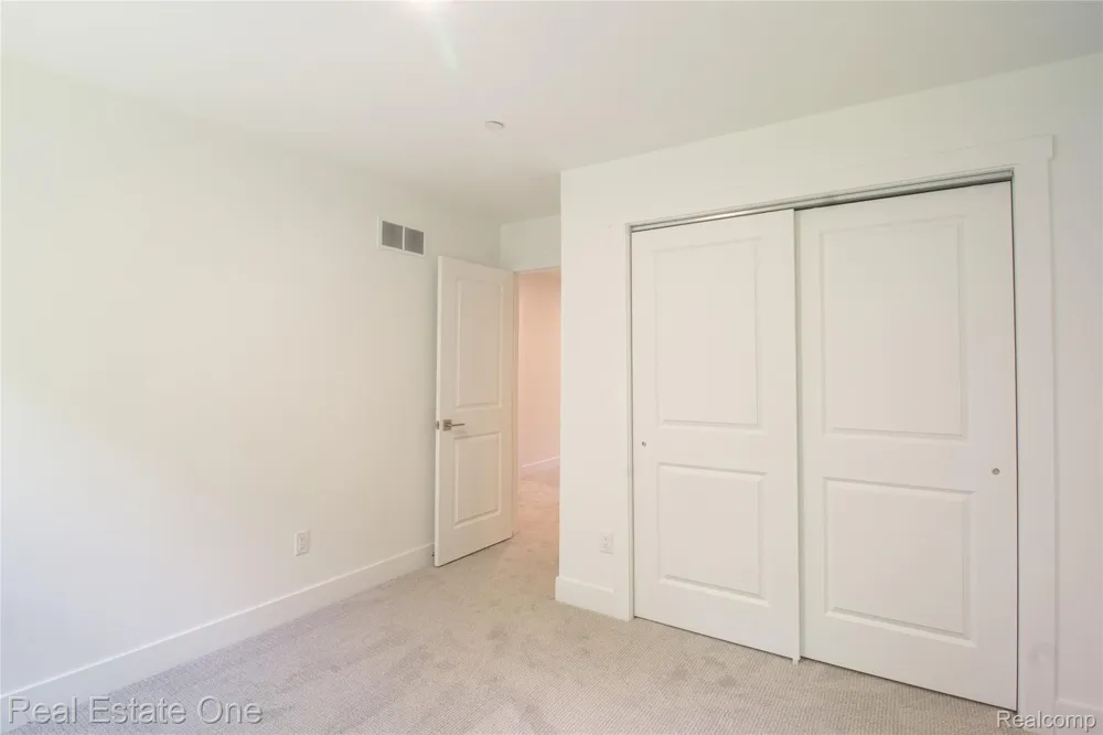 49530 Coldwater Ridge Drive Northville Township, MI 48168
