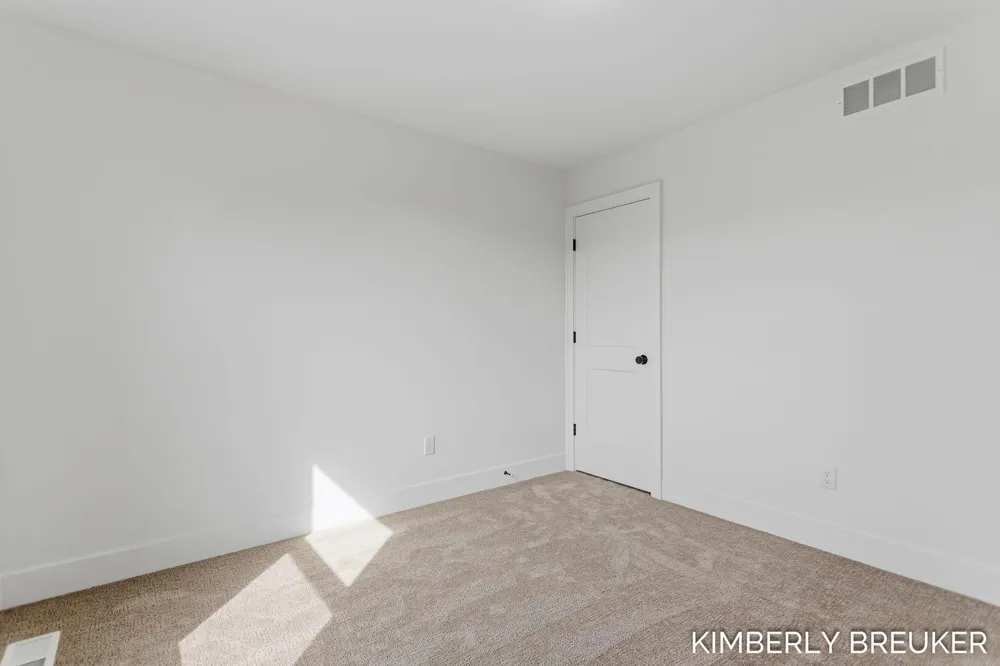 6268 Roman Road Allendale Charter Township, MI 49401