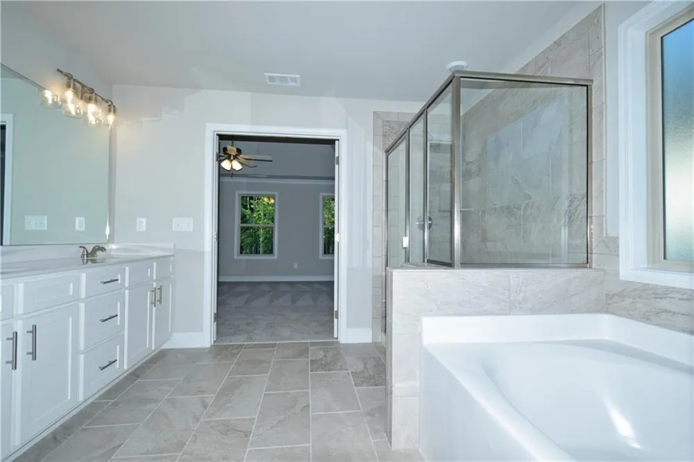 415 Brown Dove Ln Grayson, GA 30017