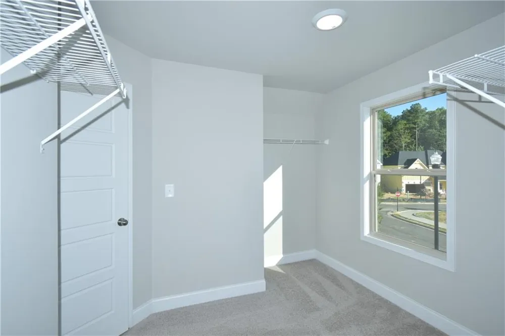 415 Brown Dove Ln Grayson, GA 30017