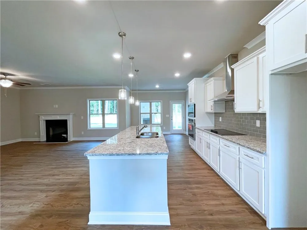 415 Brown Dove Ln Grayson, GA 30017