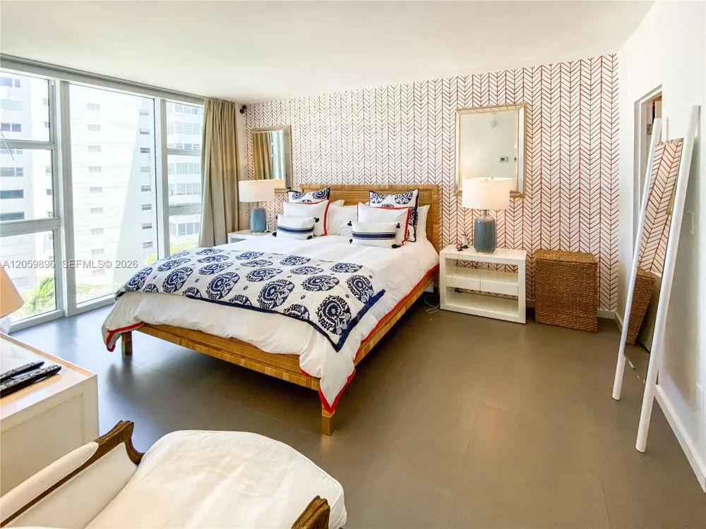 10275 Collins Ave #519 Bal Harbour, FL 33154