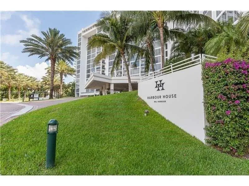 10275 Collins Ave #519 Bal Harbour, FL 33154