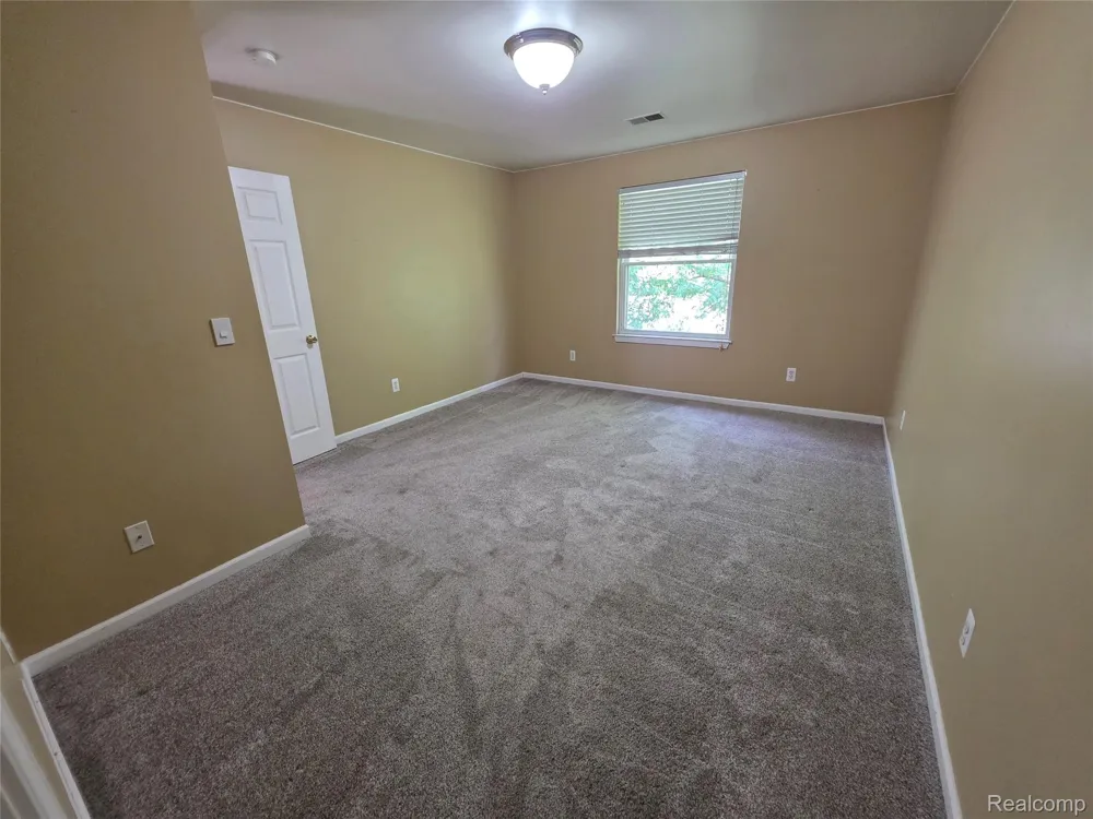 60885 Indian Trail Ray Township, MI 48096