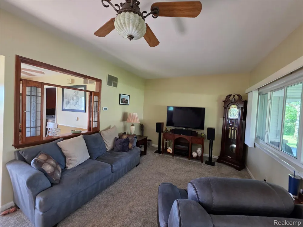 60885 Indian Trail Ray Township, MI 48096