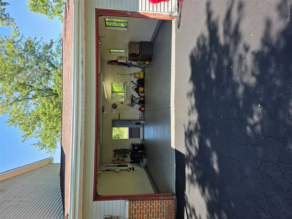 60885 Indian Trail Ray Township, MI 48096