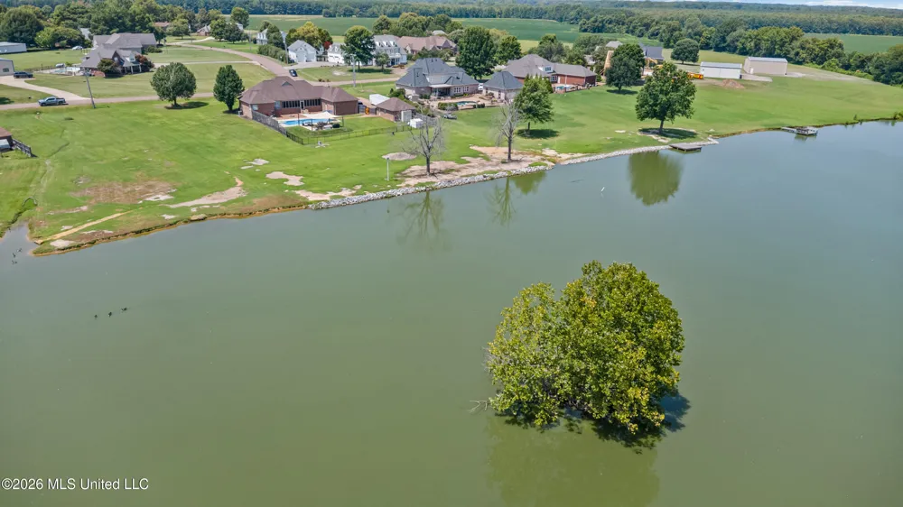 1975 Green Village Drive Hernando, MS 38632