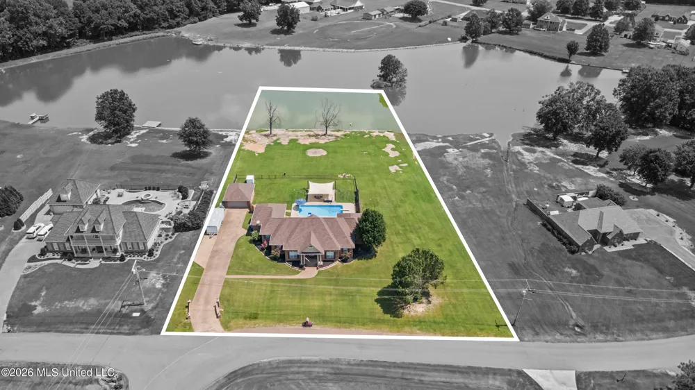 1975 Green Village Drive Hernando, MS 38632