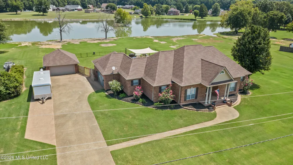 1975 Green Village Drive Hernando, MS 38632