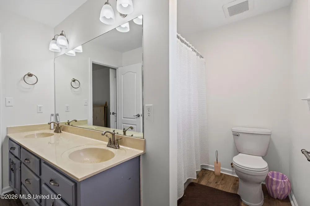 1975 Green Village Drive Hernando, MS 38632