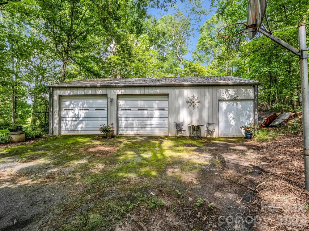 2829 W Stage Coach Trail Shelby, NC 28150