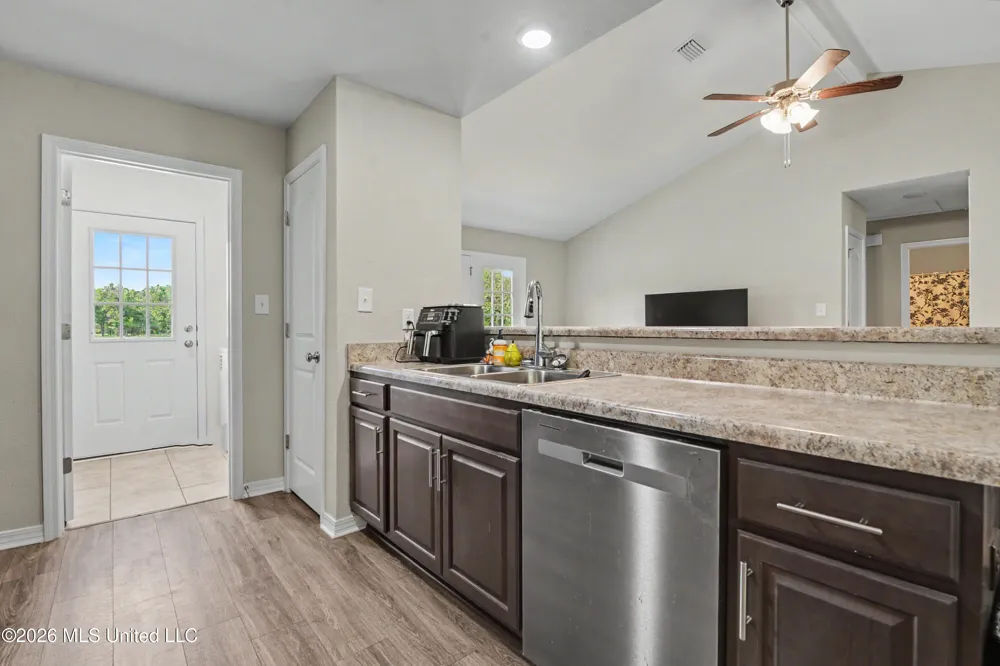 8137 Ms-613 Lucedale, MS 39452