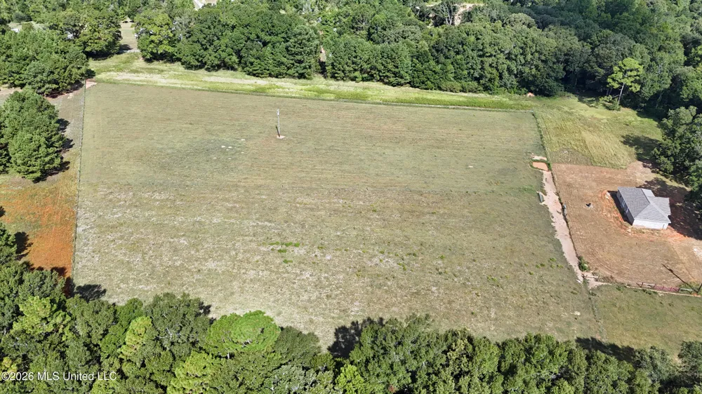 8137 Ms-613 Lucedale, MS 39452