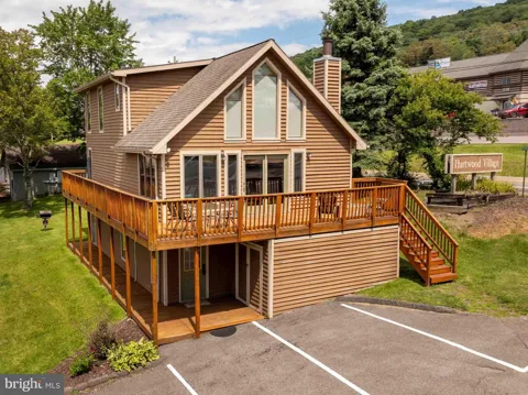 1 HARTWOOD DRIVE #1