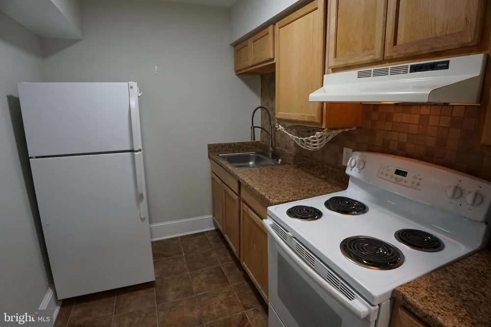 804 CATHEDRAL ST #9 Baltimore, MD 21201