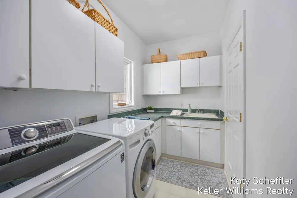 6157 Egypt Forest Road NE Rockford, MI 49341