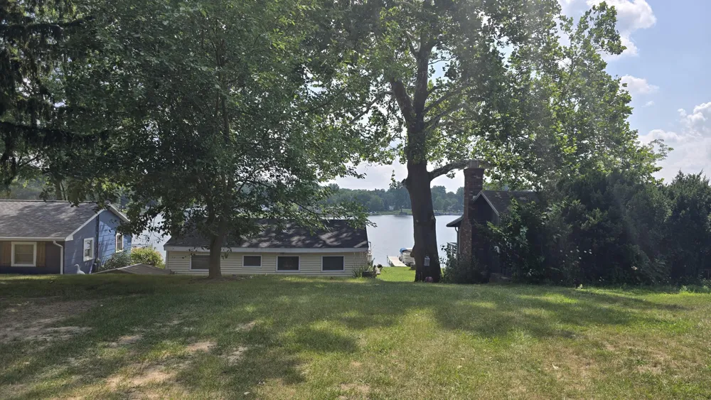 336 Dewey Lake Beach Road Brooklyn, MI 49230