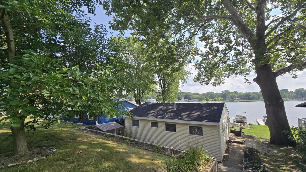 336 Dewey Lake Beach Road Brooklyn, MI 49230