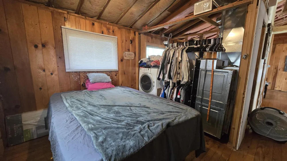 336 Dewey Lake Beach Road Brooklyn, MI 49230