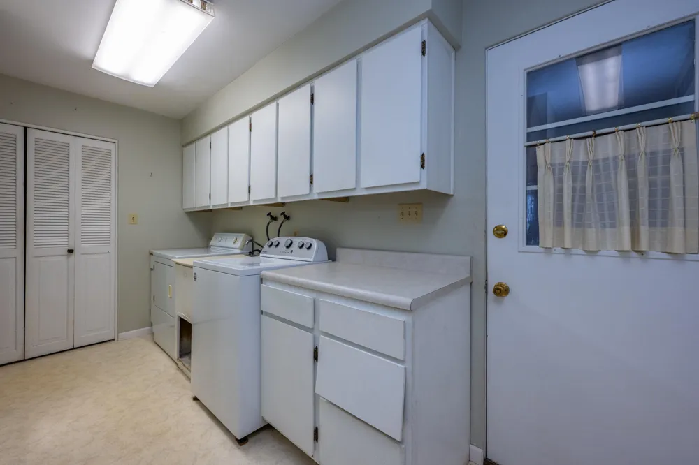 4334 Laurel Drive St. Joseph, MI 49085