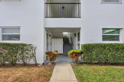 3210 MERIDIAN WAY S #11
