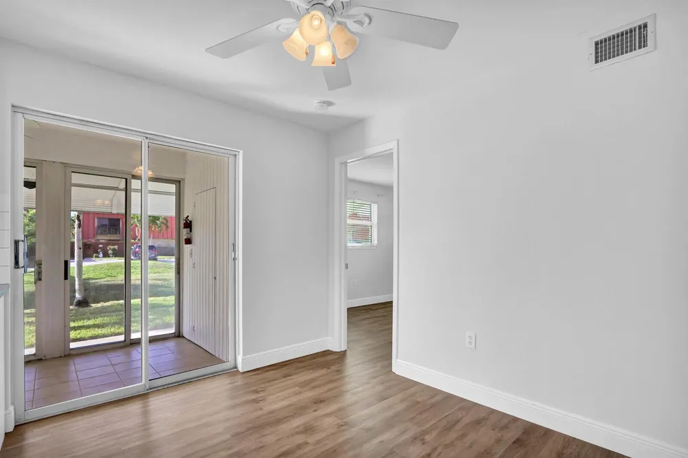 3210 MERIDIAN WAY S #11 Palm Beach Gardens, FL 33410