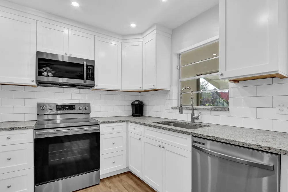 3210 MERIDIAN WAY S #11 Palm Beach Gardens, FL 33410