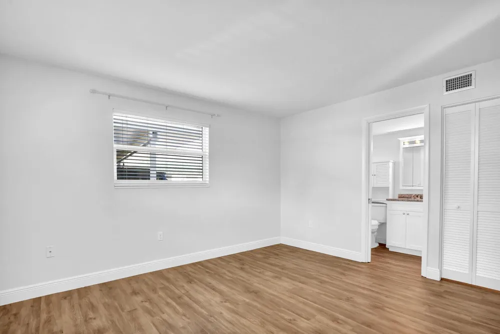 3210 MERIDIAN WAY S #11 Palm Beach Gardens, FL 33410