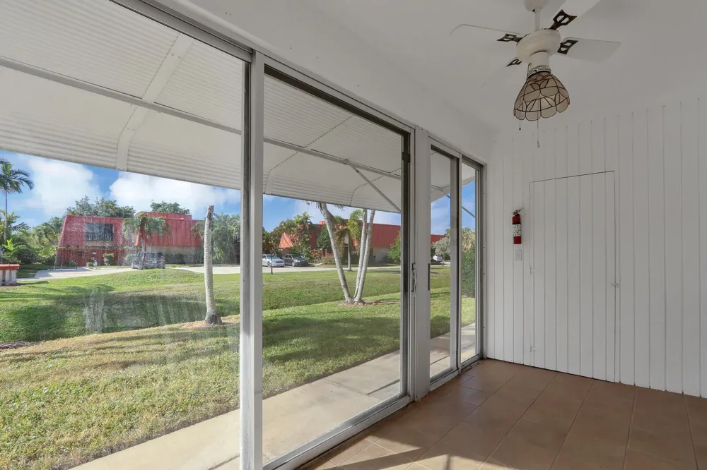 3210 MERIDIAN WAY S #11 Palm Beach Gardens, FL 33410
