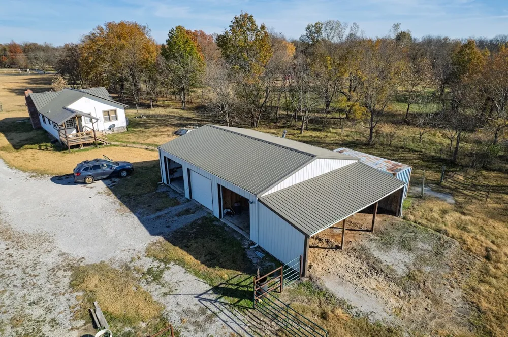 3998 E 390 ROAD Oologah, OK 74053