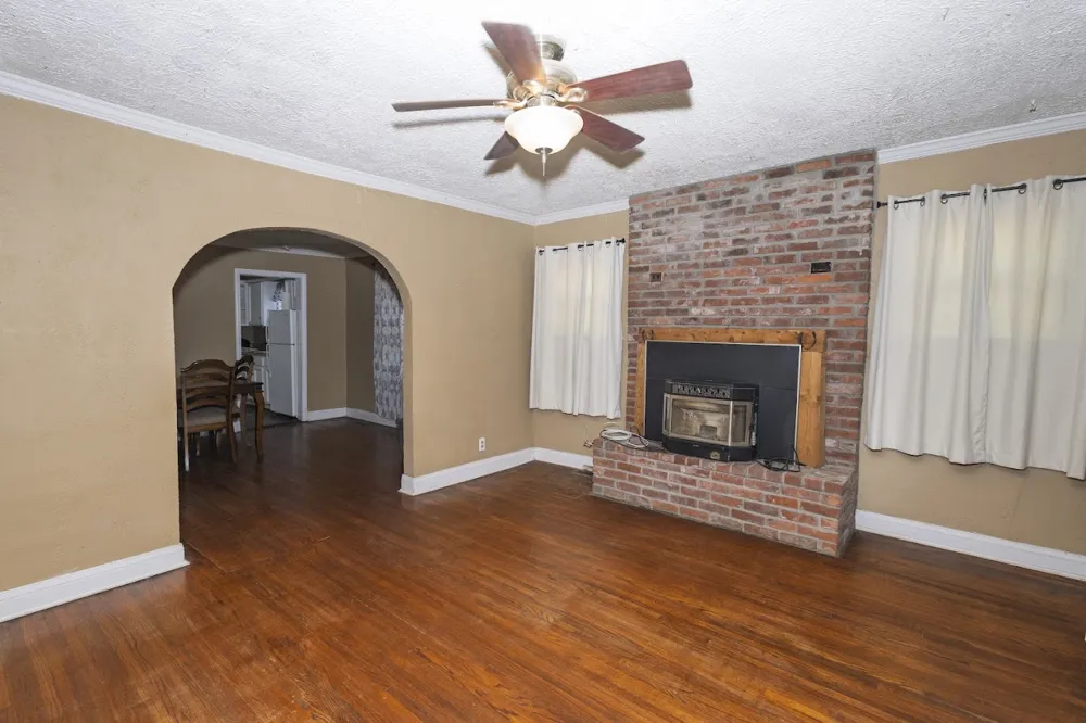 3998 E 390 ROAD Oologah, OK 74053