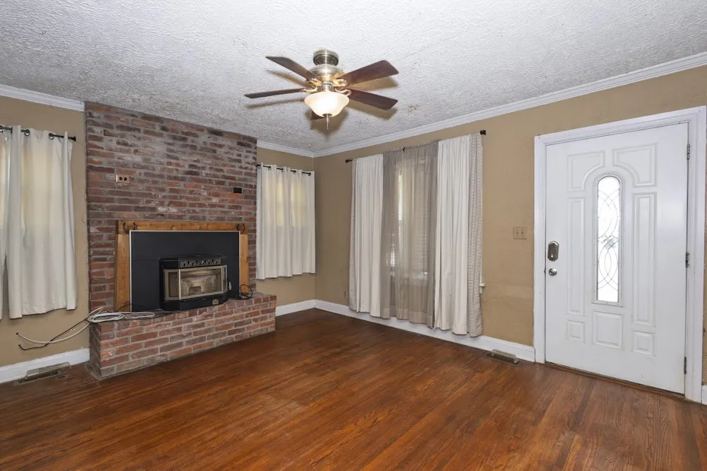 3998 E 390 ROAD Oologah, OK 74053