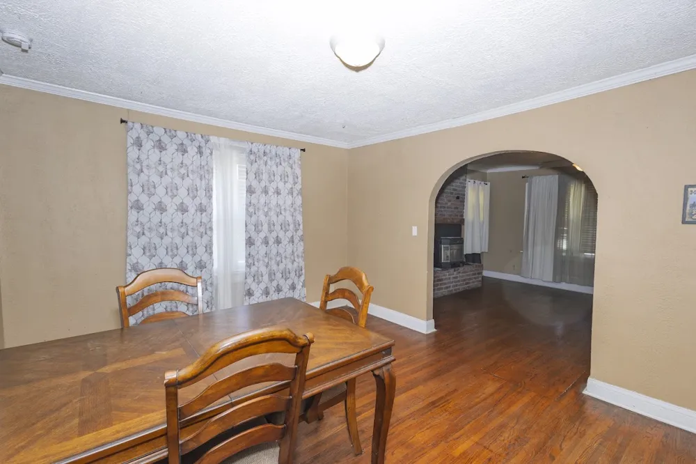 3998 E 390 ROAD Oologah, OK 74053