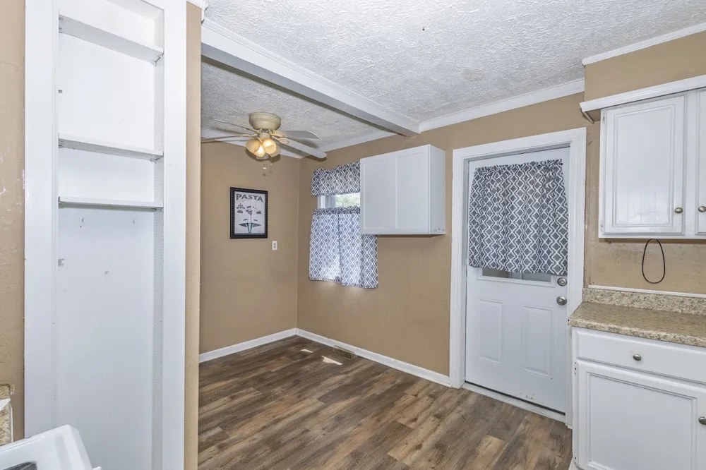 3998 E 390 ROAD Oologah, OK 74053