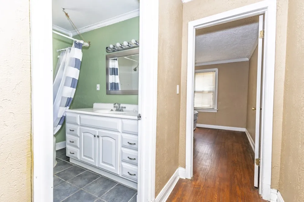 3998 E 390 ROAD Oologah, OK 74053