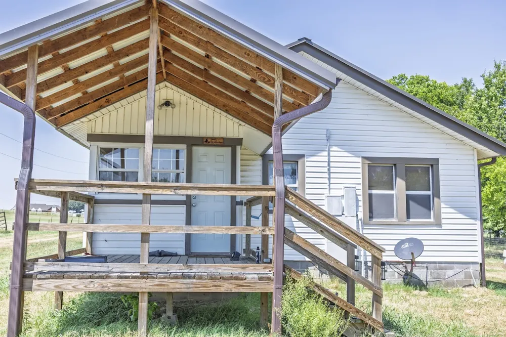 3998 E 390 ROAD Oologah, OK 74053