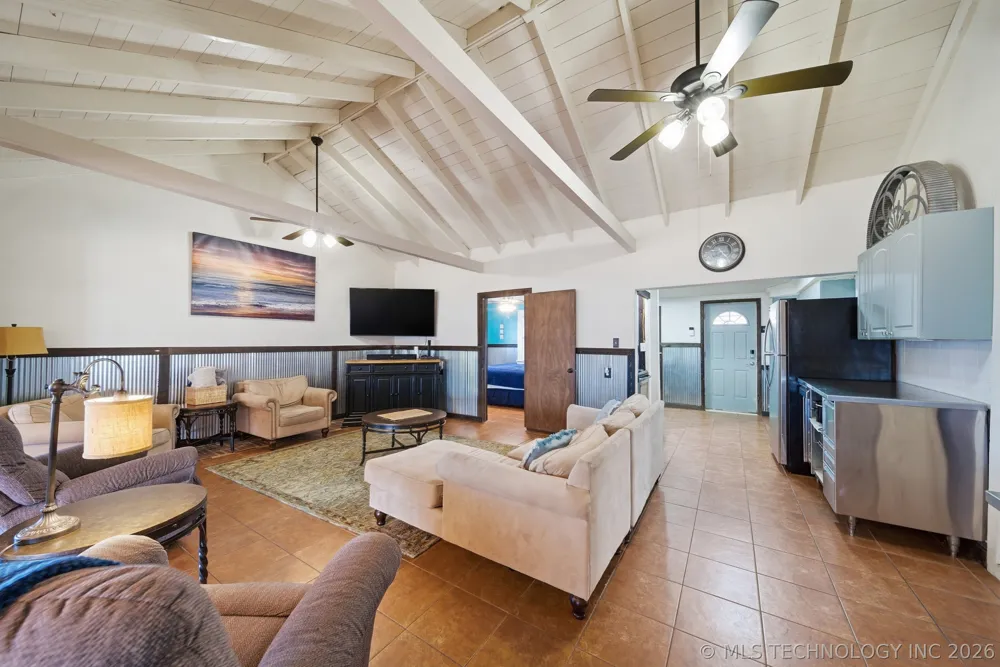 455 Water Edge Road Disney, OK 74340