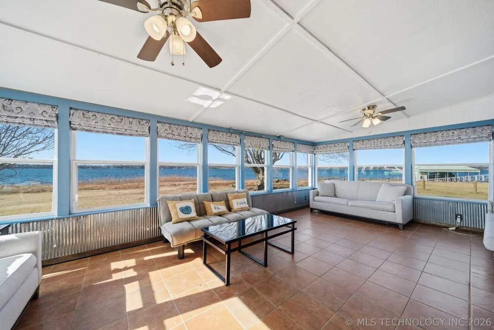 455 Water Edge Road Disney, OK 74340