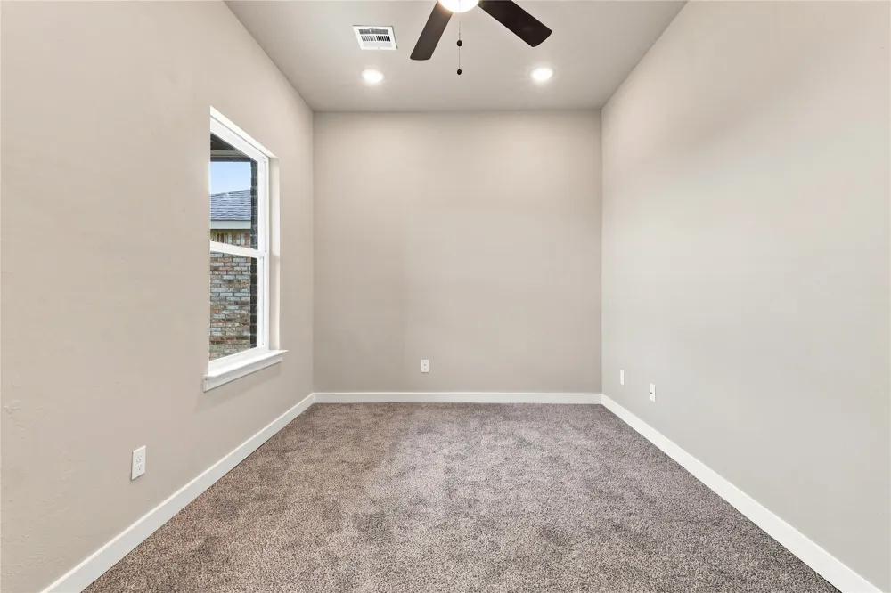 1912 Topaz Road Pryor, OK 74361