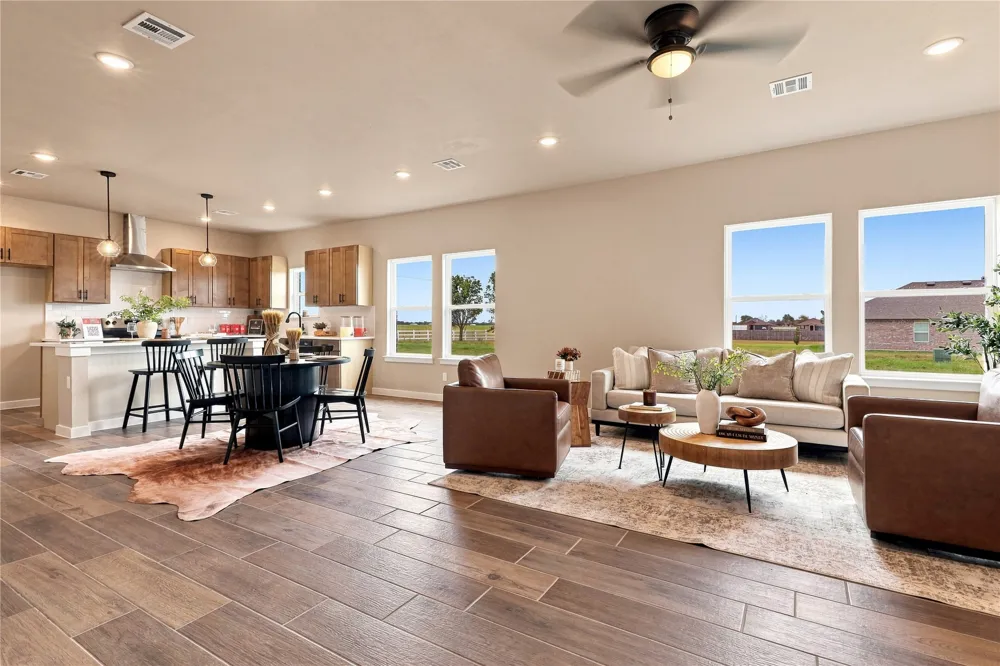 1912 Topaz Road Pryor, OK 74361