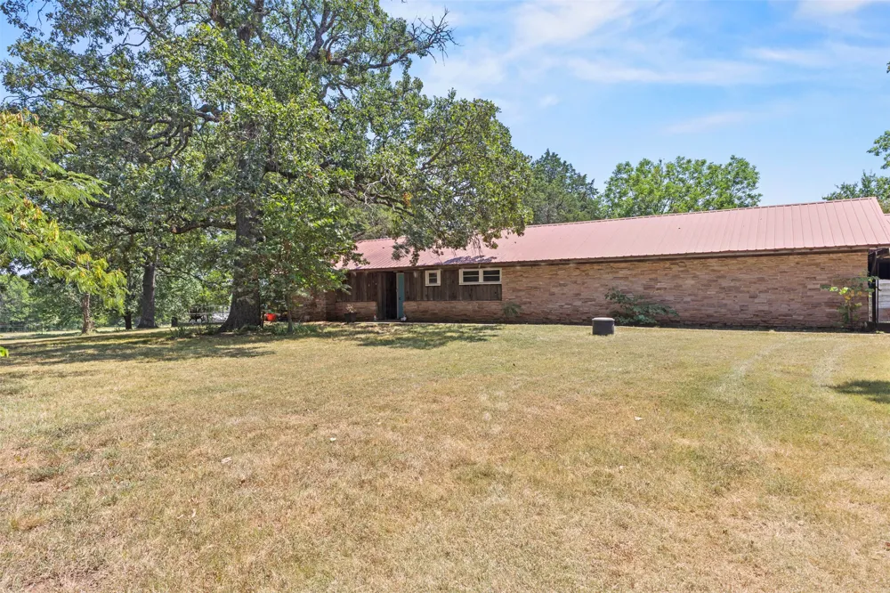 16445 County Road 1460 Ada, OK 74820